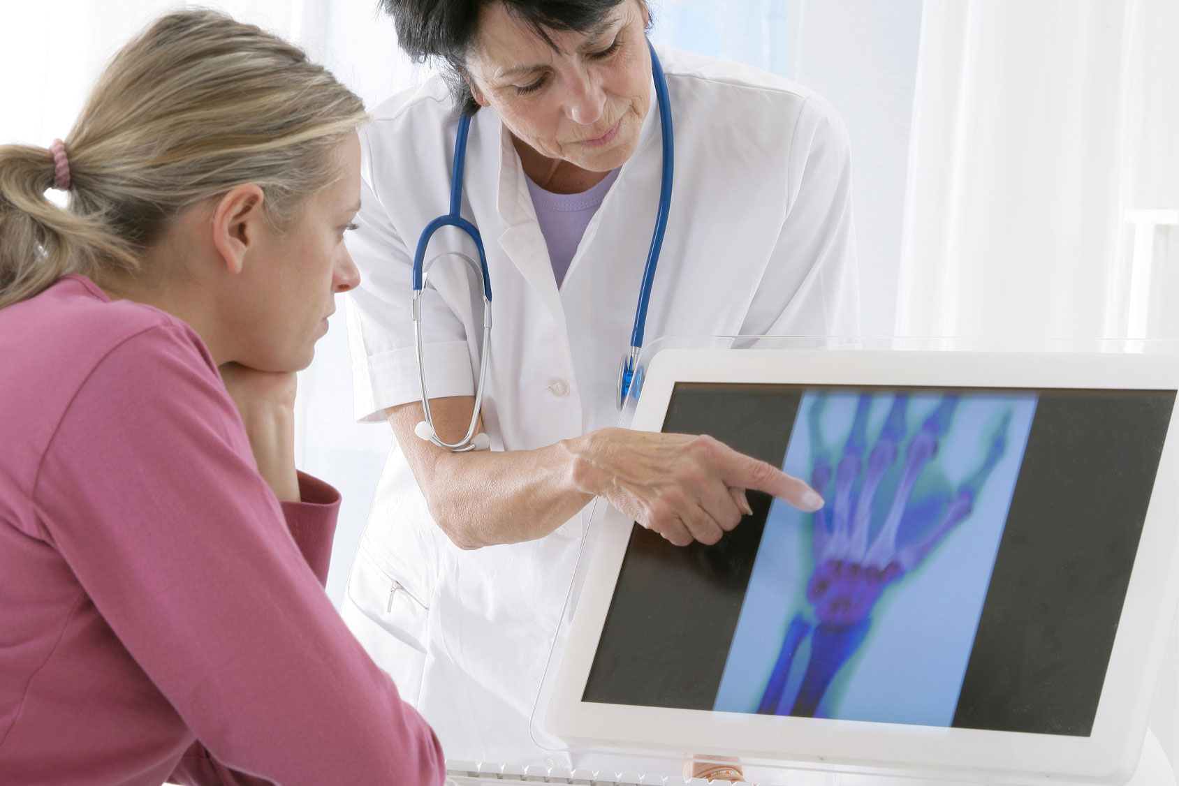 Arthrose : des implants innovants pour soigner le cartilage Arthrose : des implants innovants pour soigner le cartilage