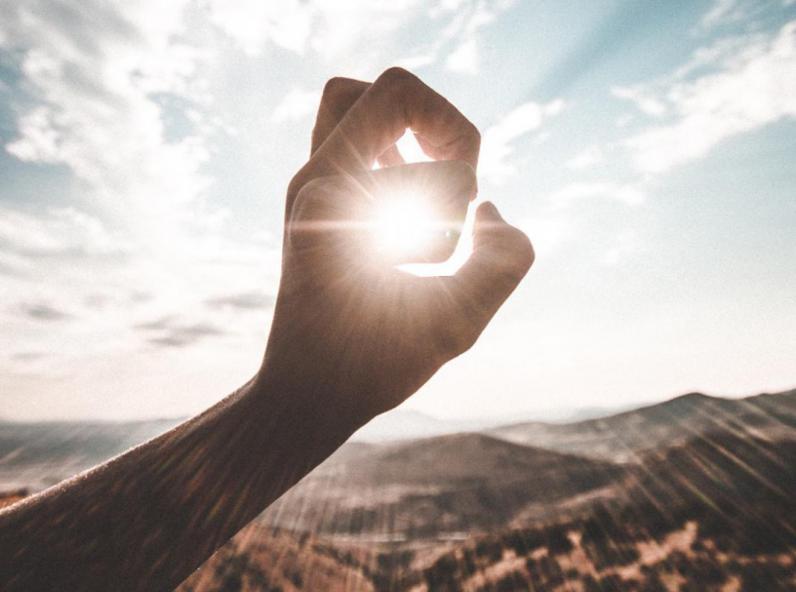 Canicule 2019 : les bons réflexes à adopter pendant les fortes chaleurs Canicule 2019 : les bons réflexes à adopter pendant les fortes chaleurs